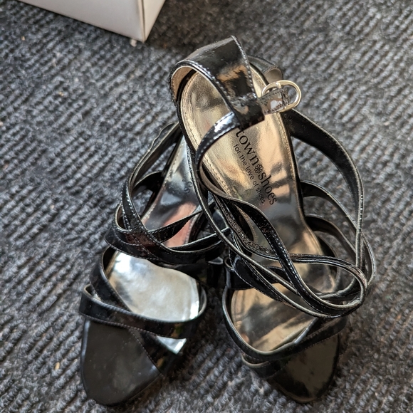 Black Sandals high heel shoes - Picture 2 of 4